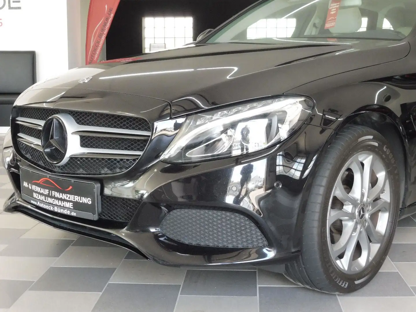 Mercedes-Benz C 200 T d G-Tronic Plus  AHK/LED/PANO/NAV/EU6 Noir - 1
