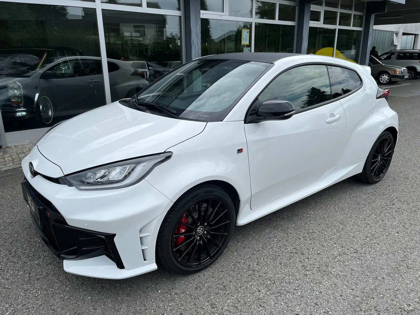 Toyota Yaris GR High Performance*AUTOMATIK*CARBONDACH* Blanc - 1