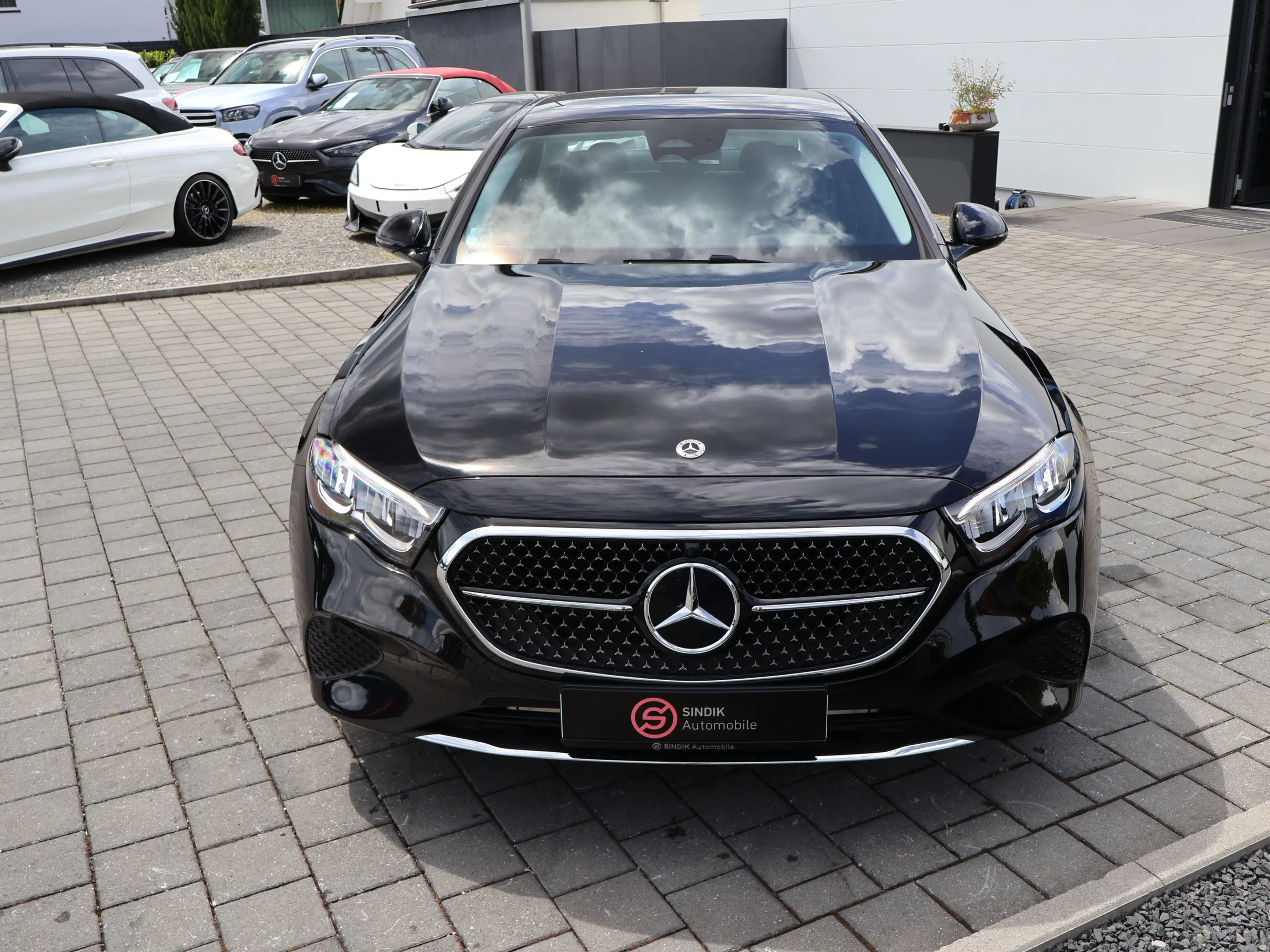 Mercedes-Benz E 300 de 4Matic Avantgarde Adv. KeyGo-Kamera-LED — photo 4