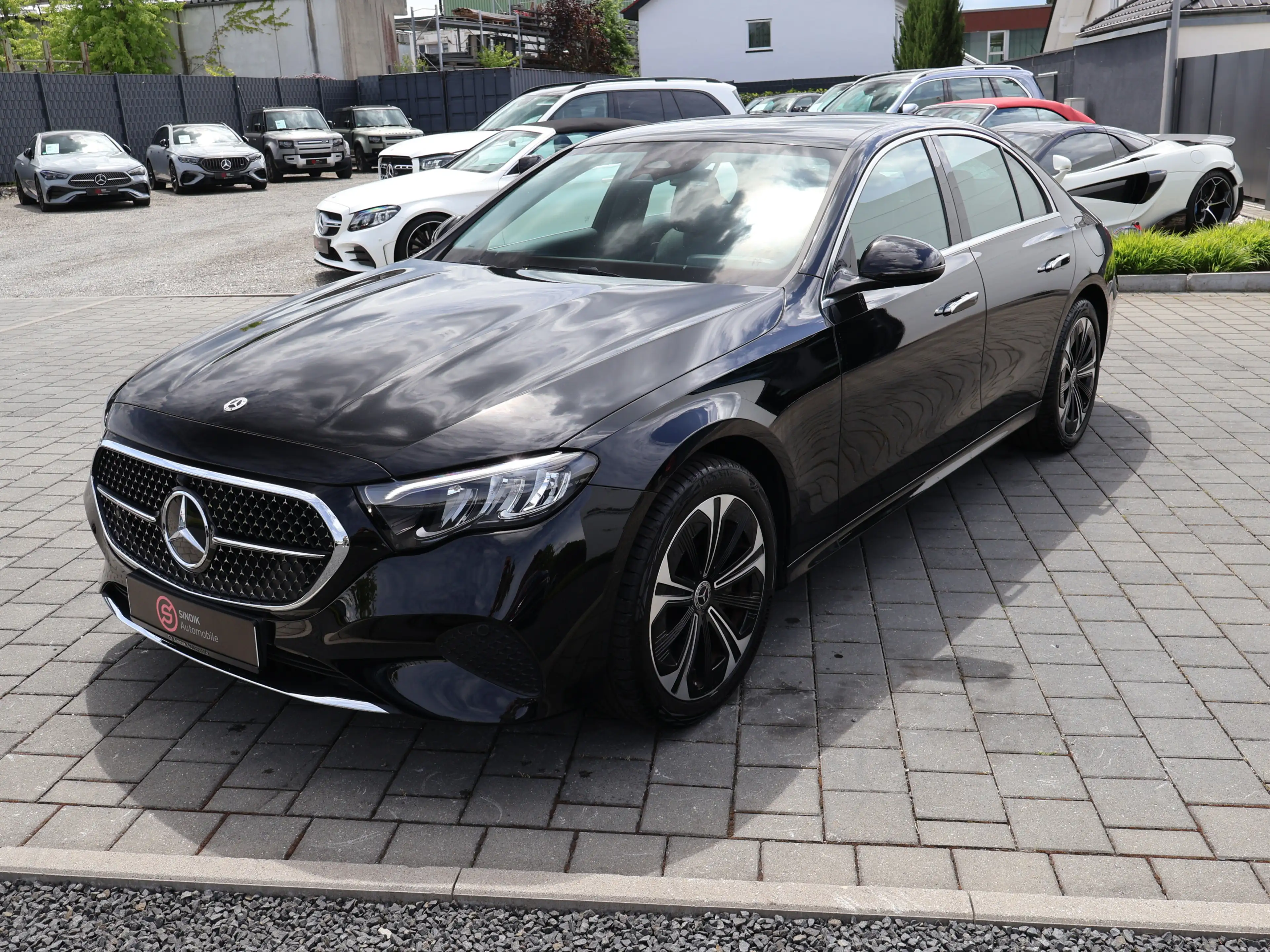 Mercedes-Benz E 300 de 4Matic Avantgarde Adv. KeyGo-Kamera-LED — photo 5