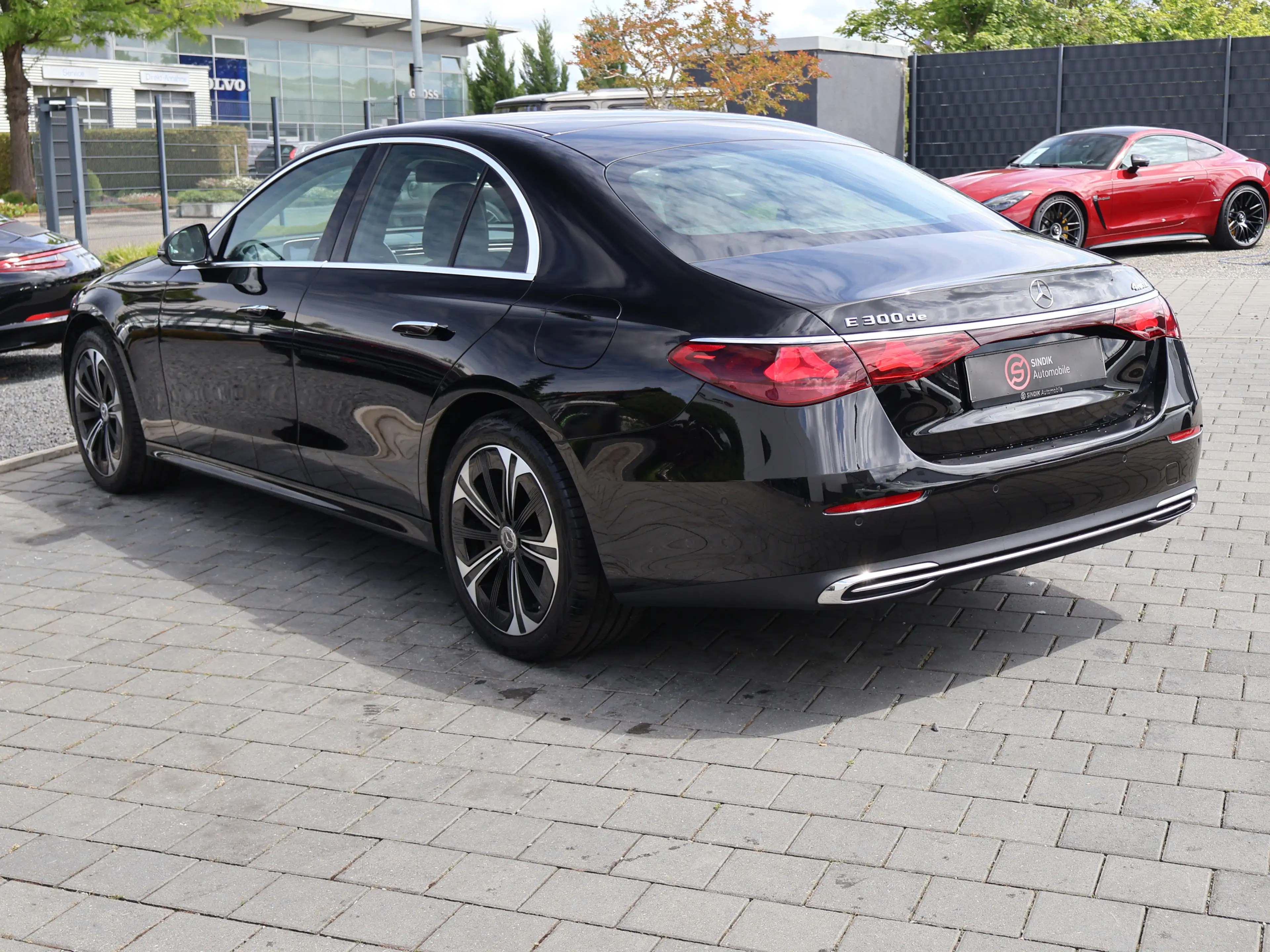 Mercedes-Benz E 300 de 4Matic Avantgarde Adv. KeyGo-Kamera-LED — photo 7
