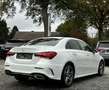 Mercedes-Benz A 180 d 2020 AMG line Pano Camera Zetelverw. Garantie! Wit - thumbnail 4