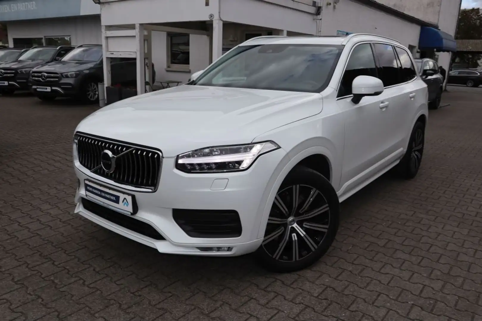 Volvo XC90 XC90 B5 D AWD Geartronic Momentum Pro|PANO|NAVI - 1
