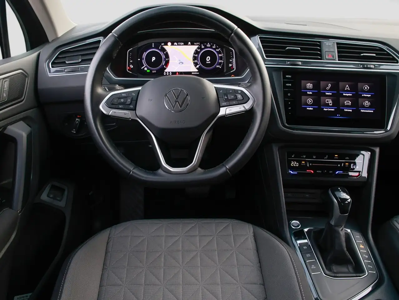 Volkswagen Tiguan 1,4 electric/TSI eHybrid DSG Life,LED,ACC,Navi ... 13