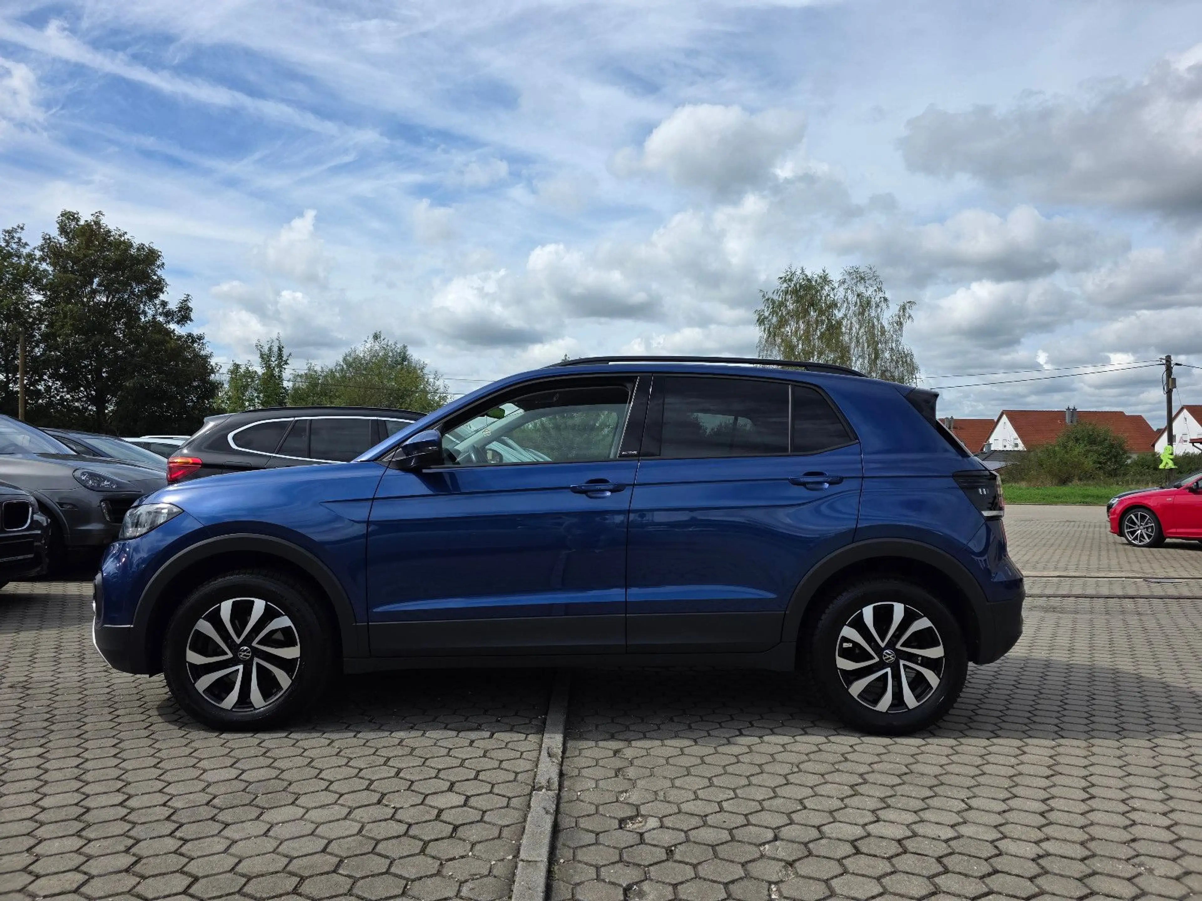 Volkswagen T-Cross Active — photo 2