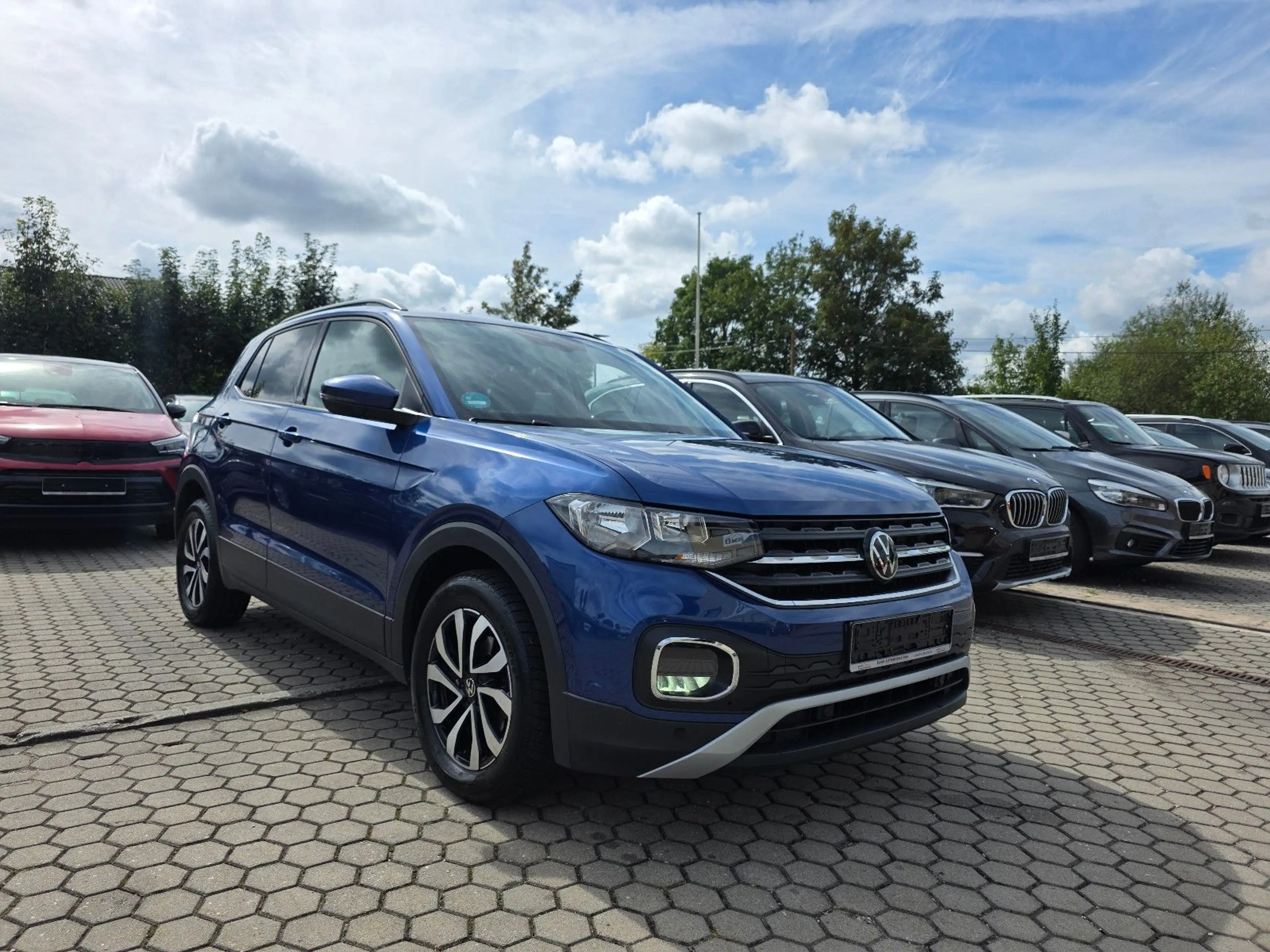 Volkswagen T-Cross Active — photo 8