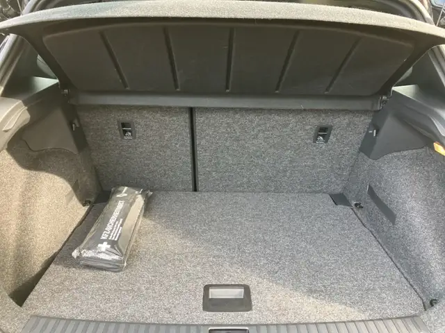 Seat Arona view 12
