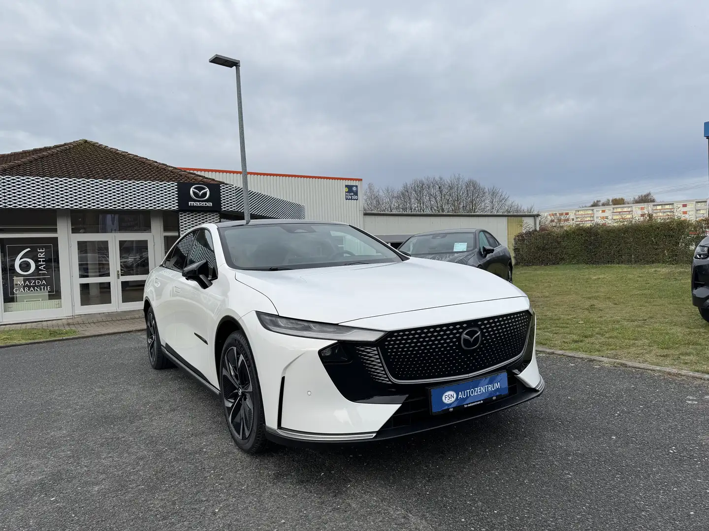 Mazda 6e EV 258PS AT Takumi Plus LED 360° Navi Blanc - 2