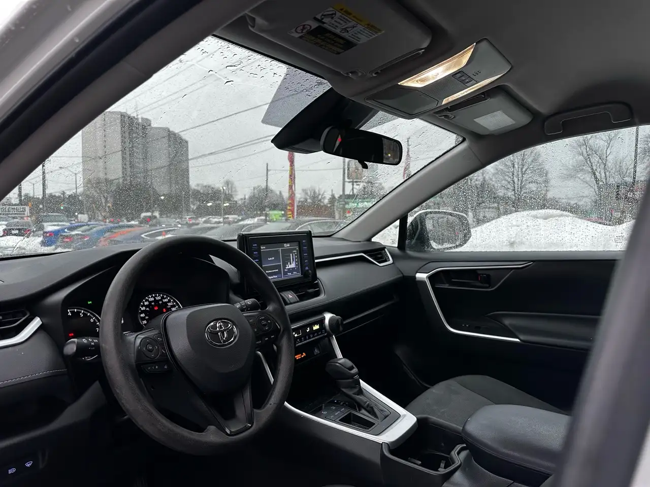Toyota RAV 4 снимка Toyota RAV 4