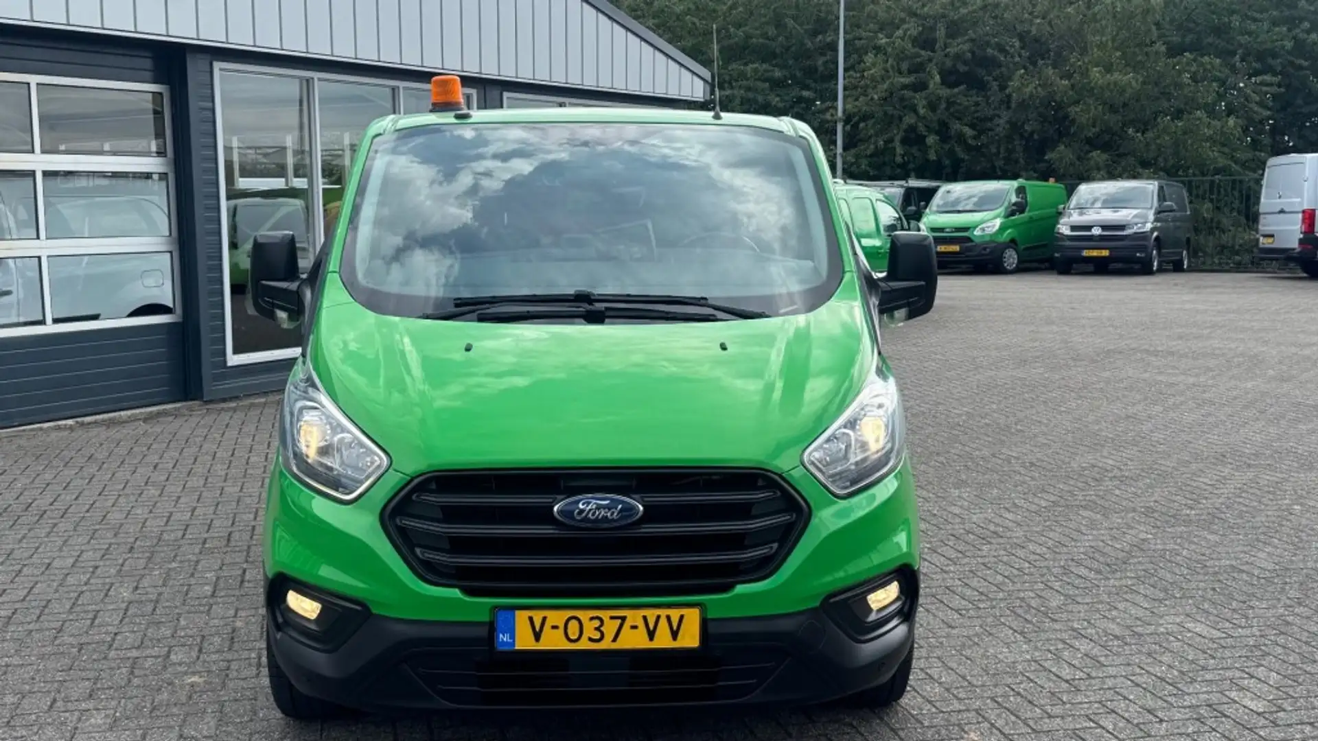 Ford Transit Custom 2.0 TDCI 96KW 131PK L2H1 AUTOMAAT EURO 6 AIRCO/ CR Vert - 2