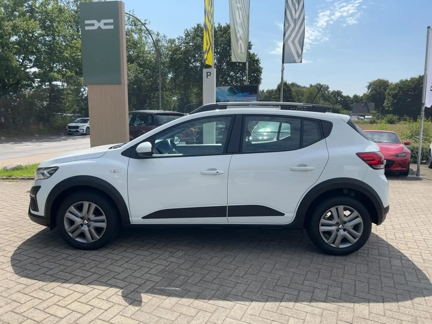 Dacia Sandero III Stepway Comfort TCe 90 *Navi,GJR* Weiß - 2