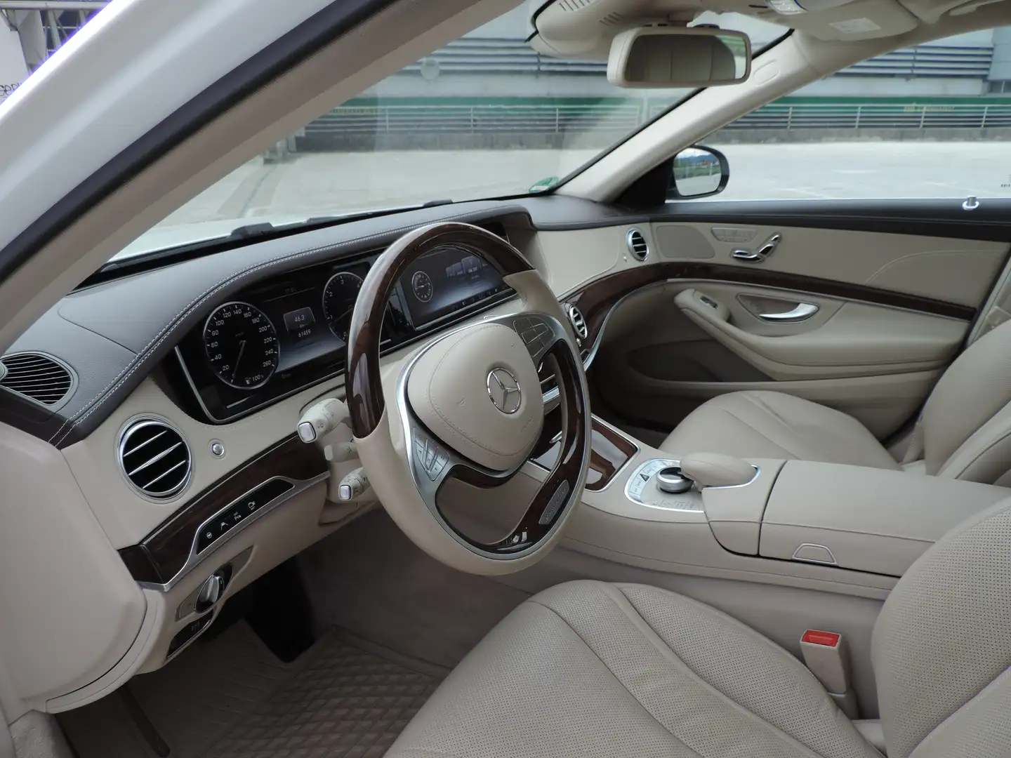 Mercedes-Benz S 350 (BlueTEC) d 4Matic 7G-TRONIC - 2