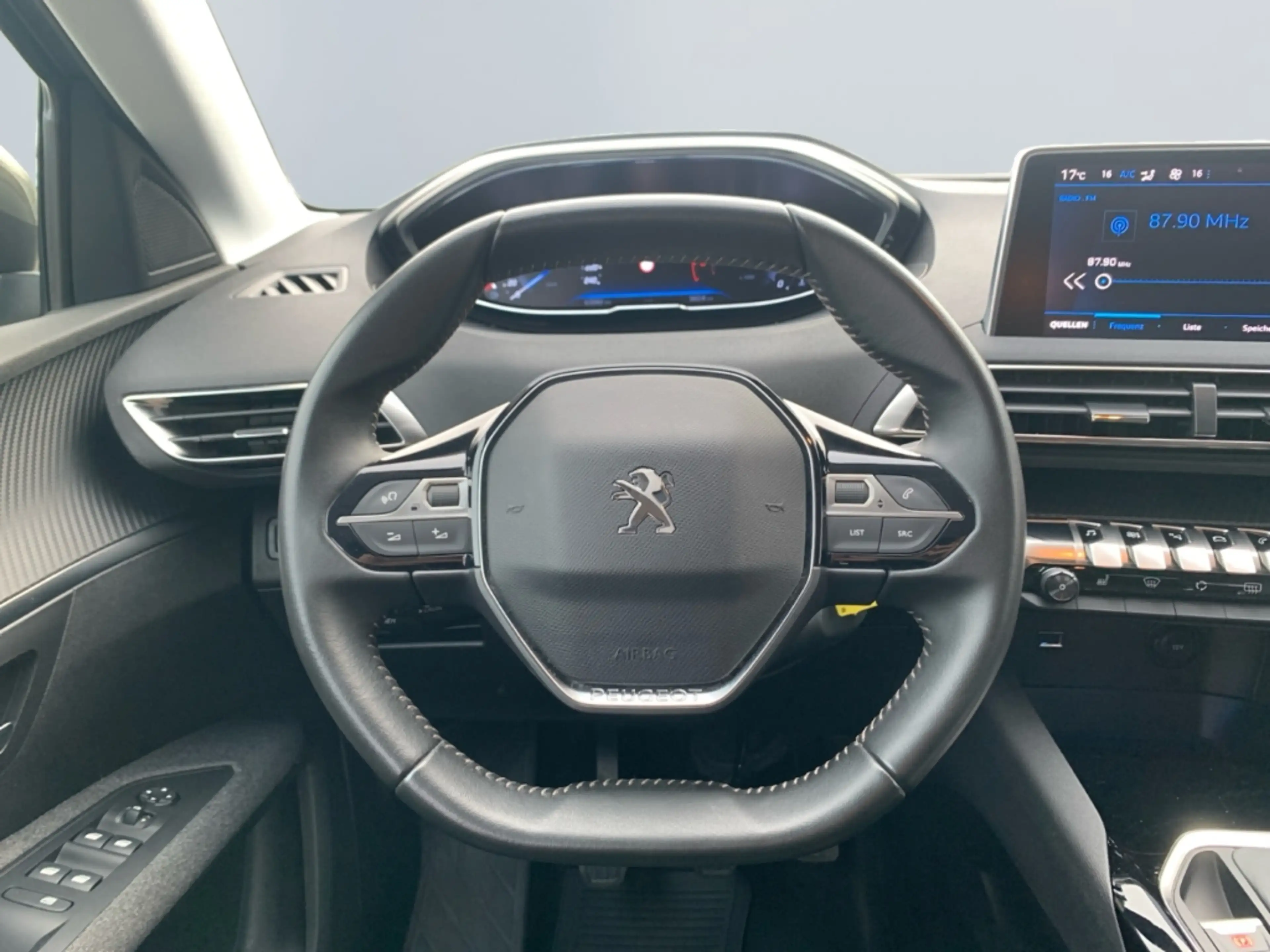 Peugeot 5008 Active *PDC*Tempomat*Klima*Sitzh.*CarPlay* — photo 12