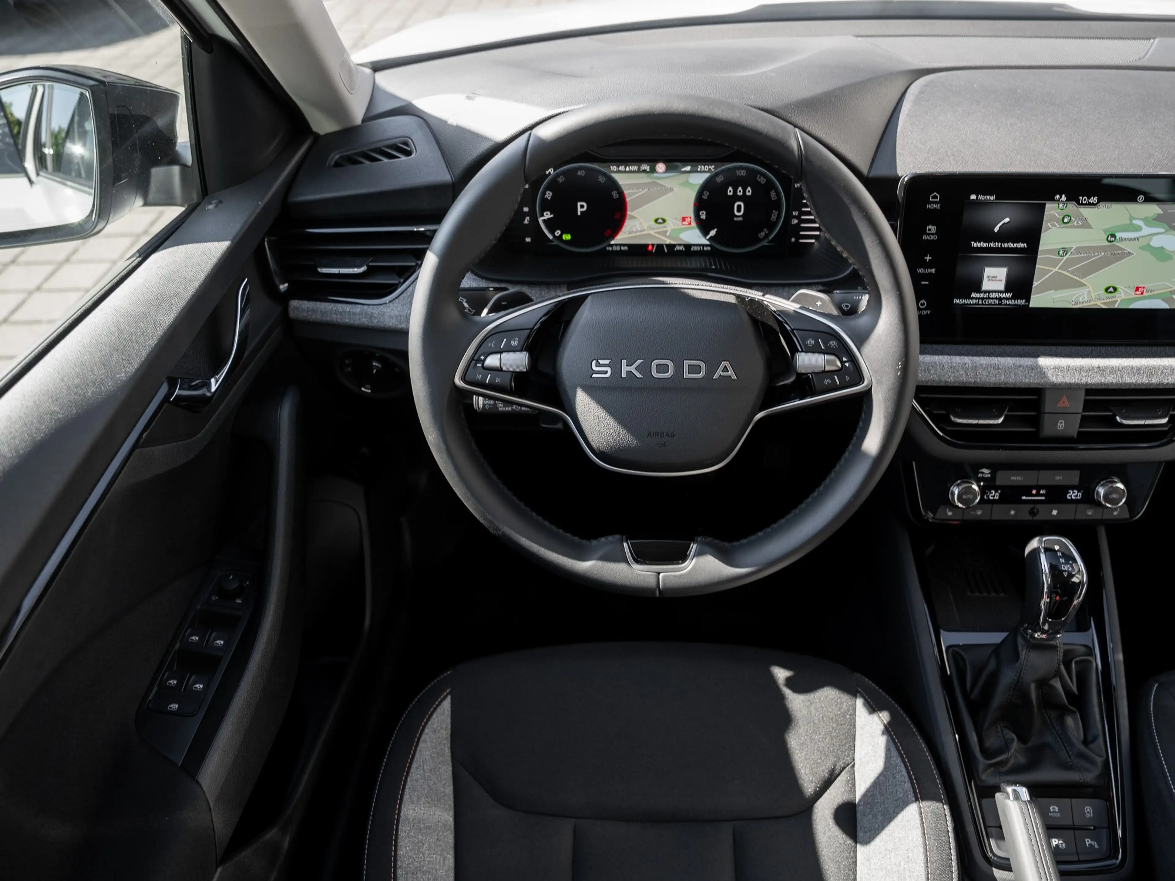 Skoda Kamiq BALANCE 1.5 TSI DSG AHK Navi ACC LED — photo 11