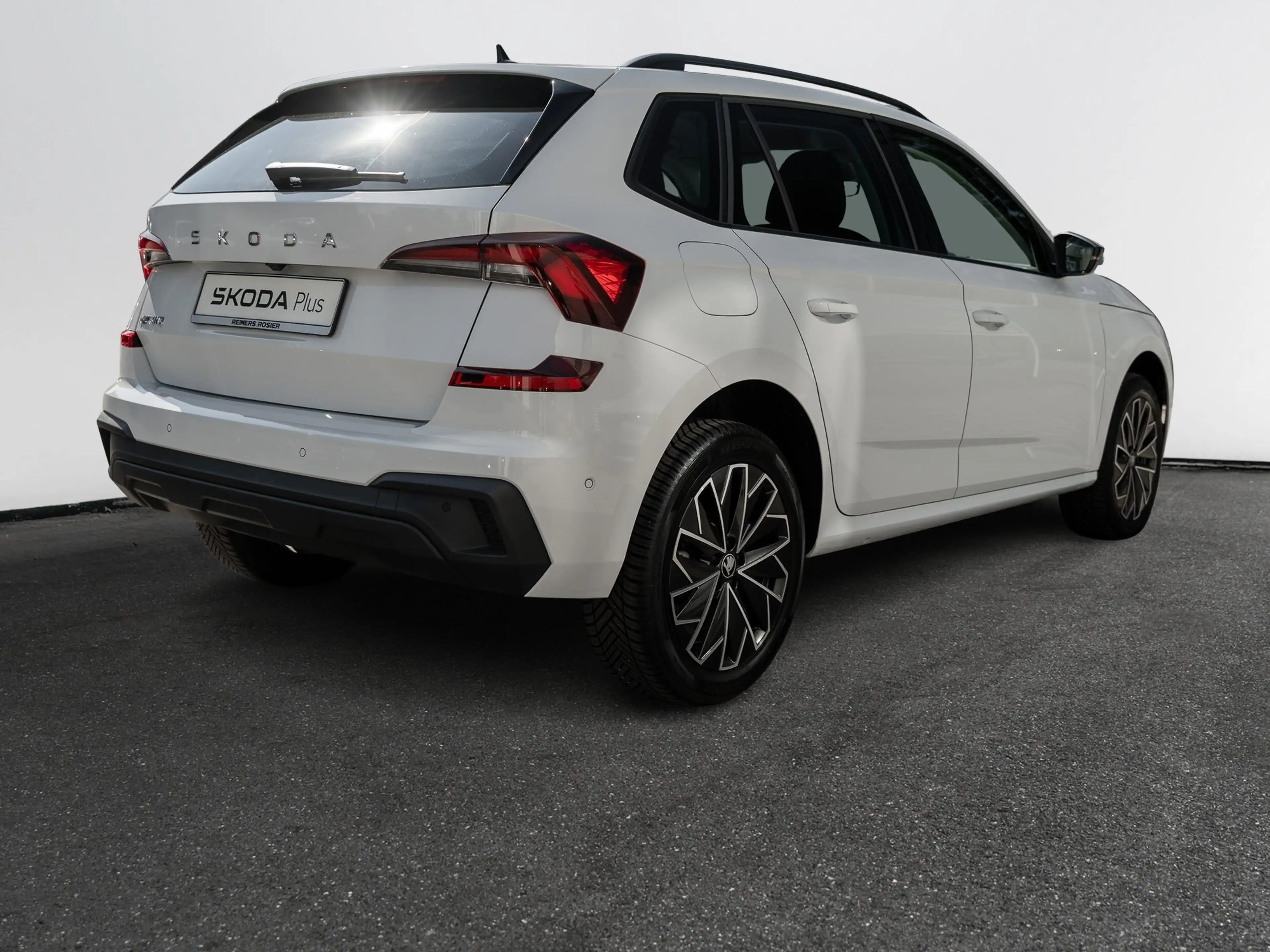 Skoda Kamiq BALANCE 1.5 TSI DSG AHK Navi ACC LED — photo 4
