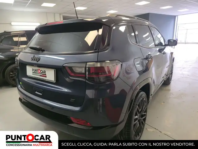 Jeep Compass view 4