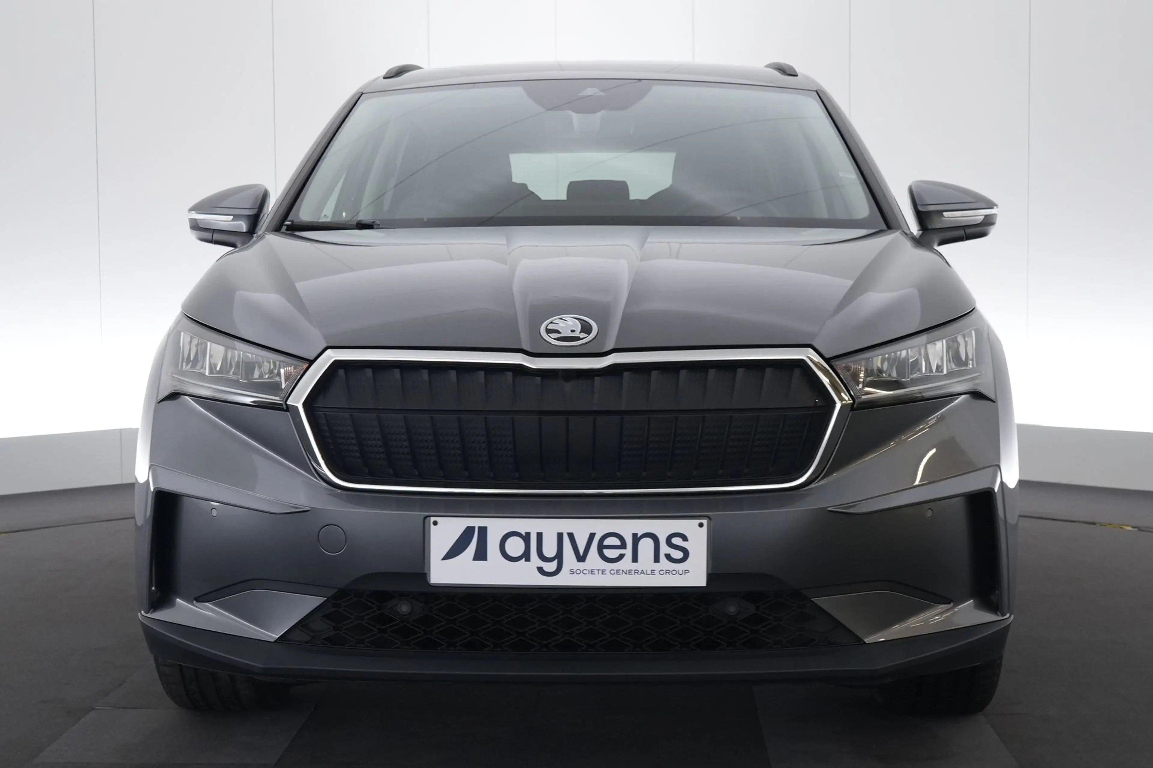 Skoda Enyaq IV 60 LEDER/STOF LED GPS PDC CAM Keyless Heat-Pump — photo 2