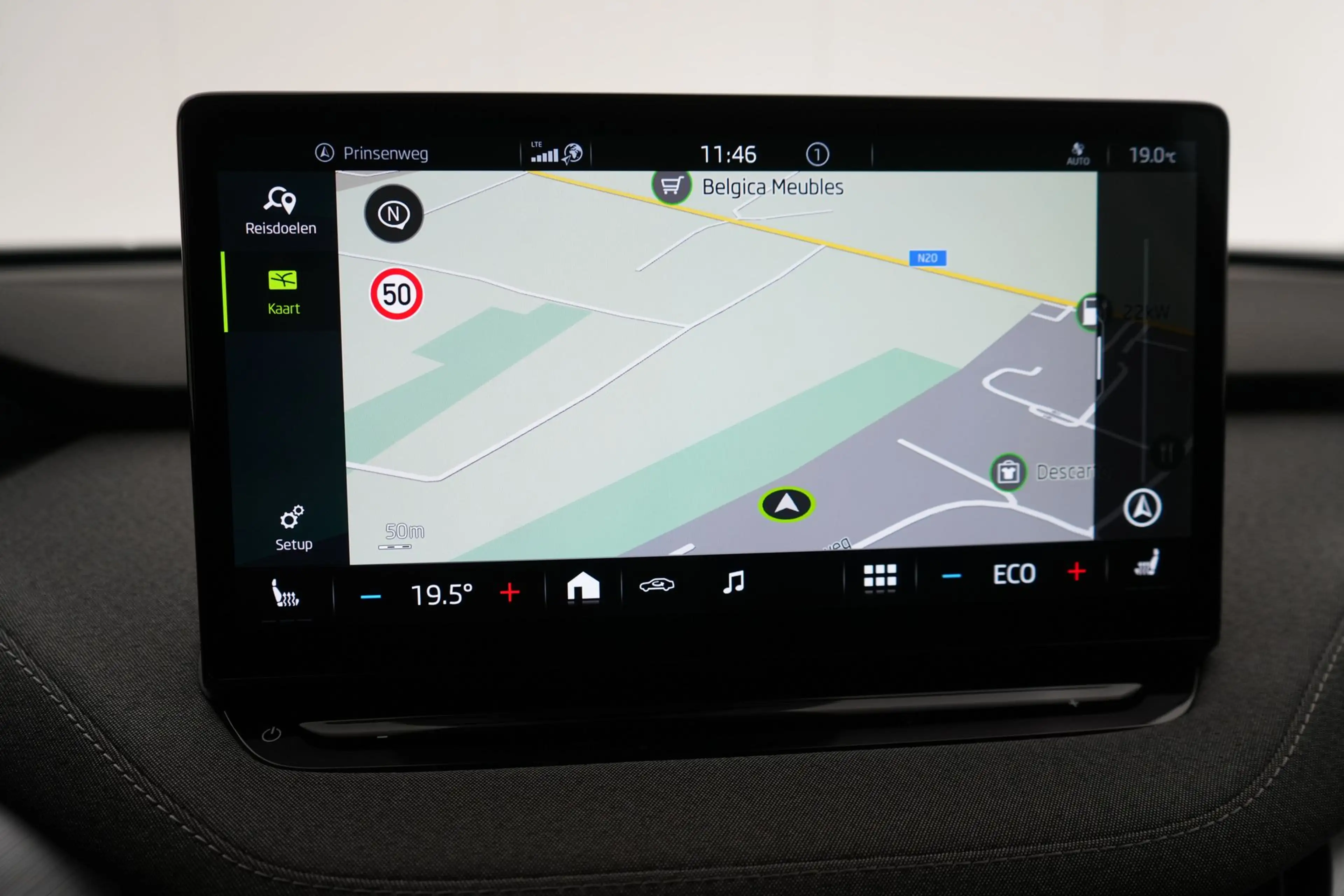 Skoda Enyaq IV 60 LEDER/STOF LED GPS PDC CAM Keyless Heat-Pump — photo 15