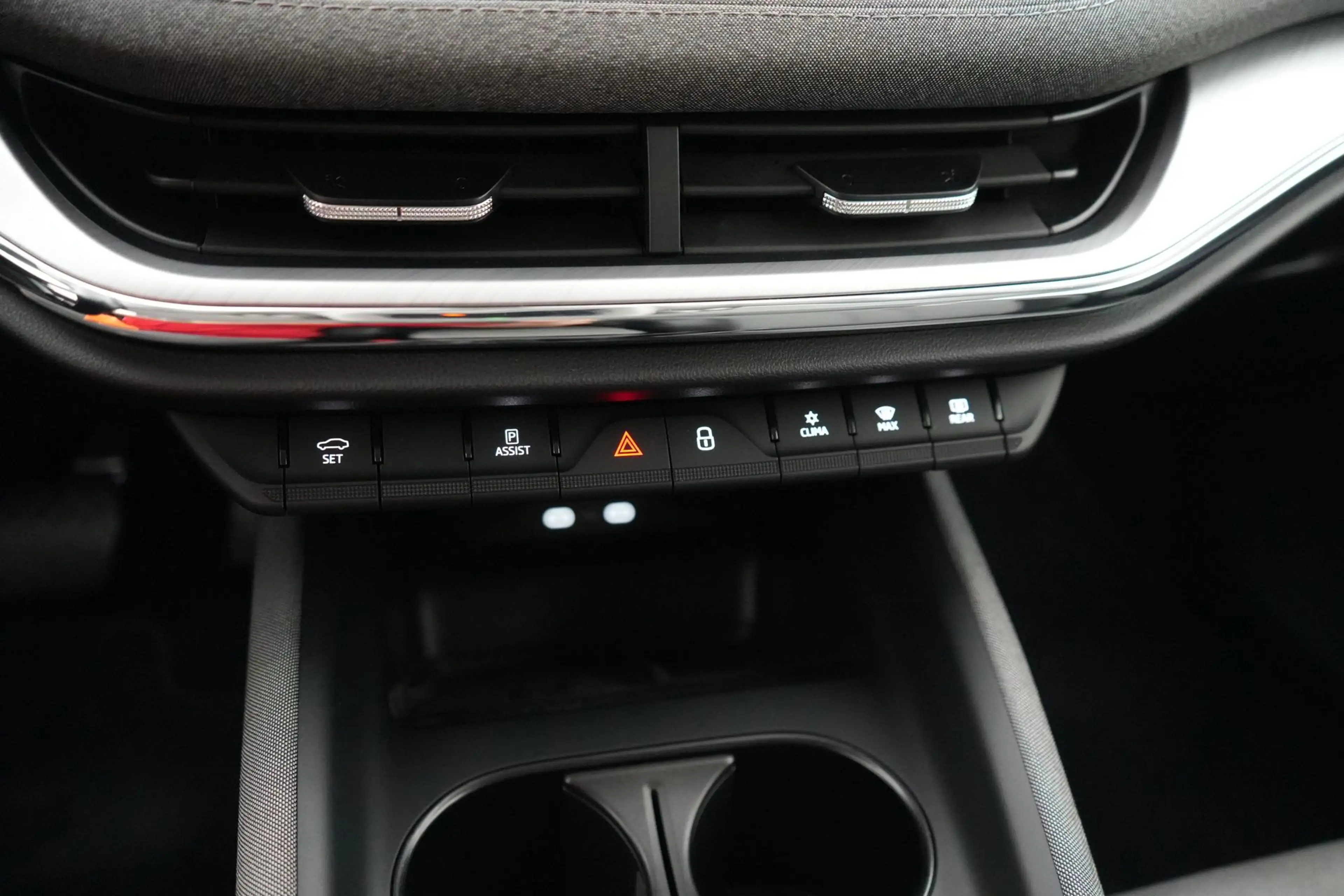 Skoda Enyaq IV 60 LEDER/STOF LED GPS PDC CAM Keyless Heat-Pump — photo 27