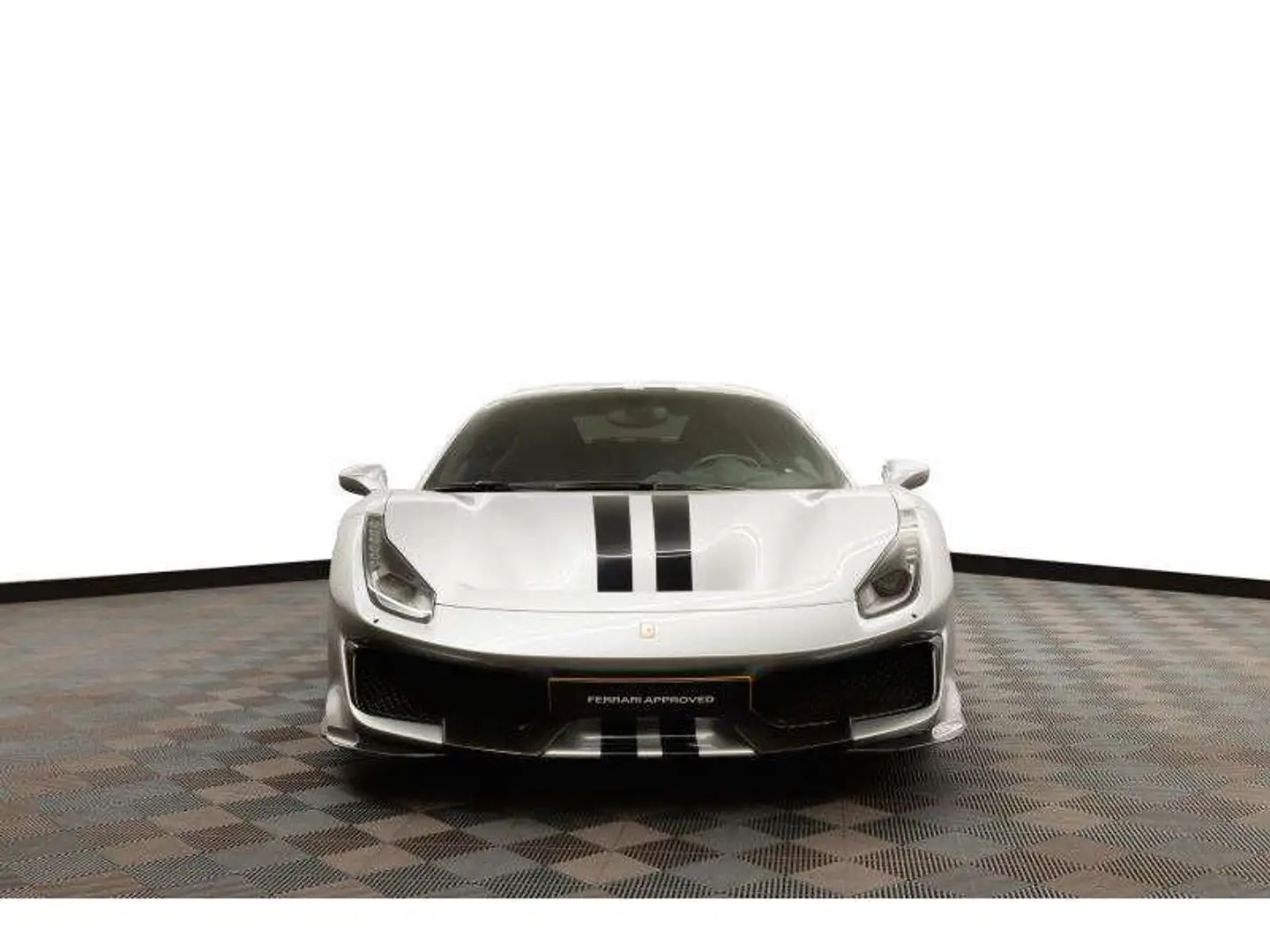 Ferrari 488 Pista Grey - 2