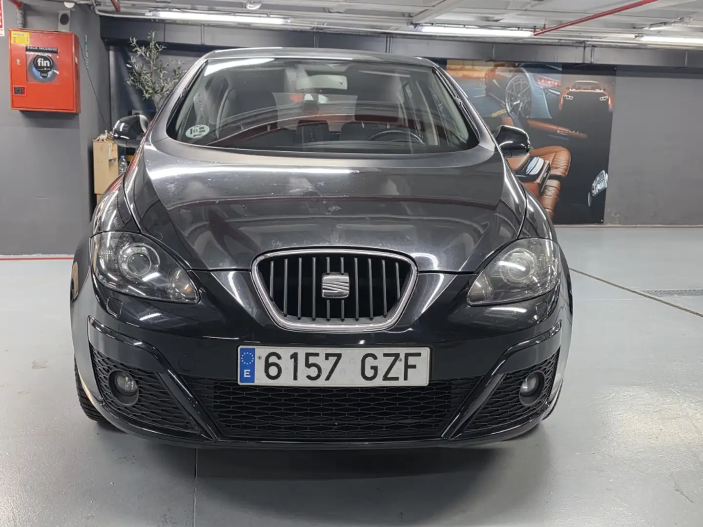 SEAT Altea 1.6TDI CR Style DSG Schwarz - 2