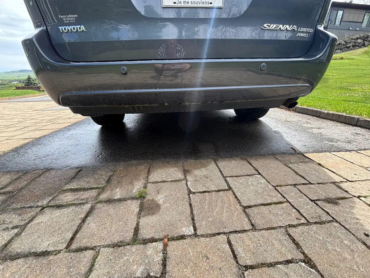 Toyota Sienna снимка Toyota Sienna
