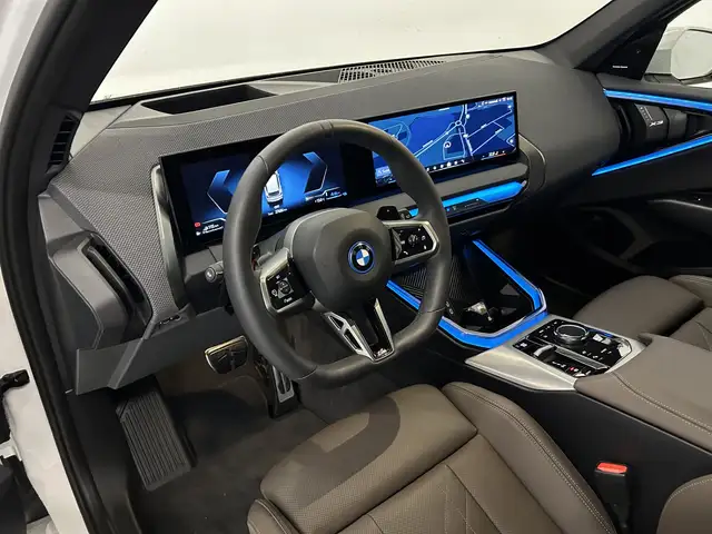 BMW X3 view 7