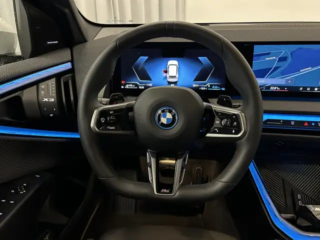 BMW X3 view 10
