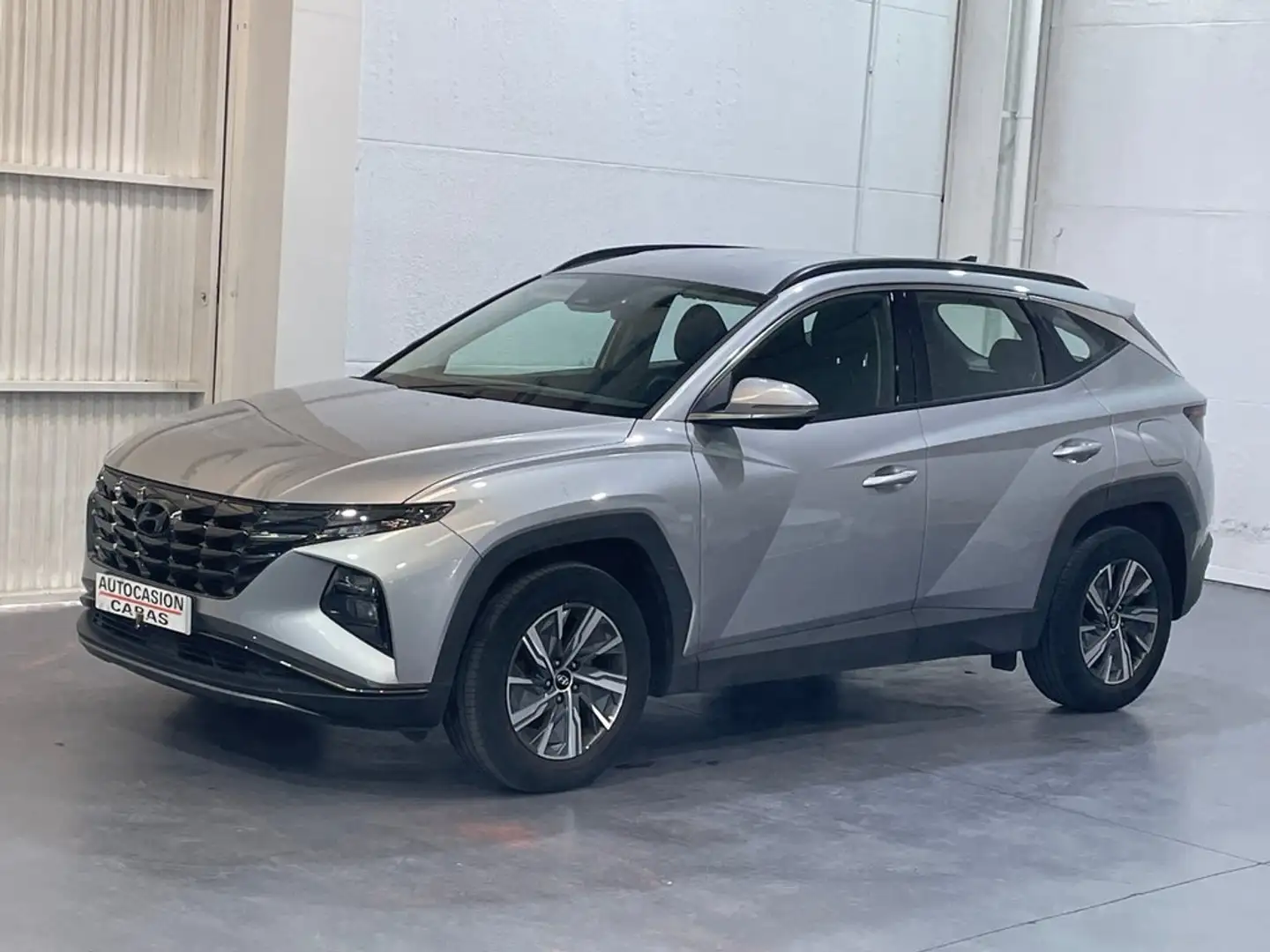 Hyundai TUCSON 1.6 CRDI Klass 4x2 Gris - 1