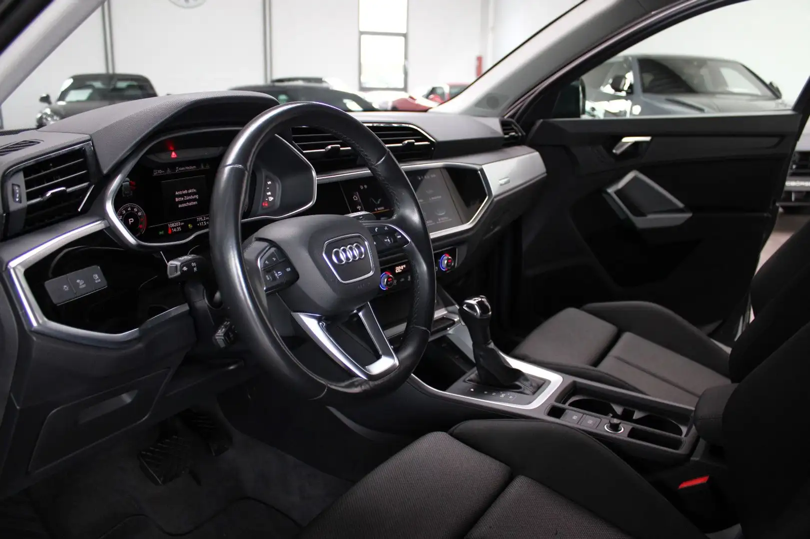 Audi Q3 35 TFSI S-tronic Advanced/Virtual/Led`s Grau - 2