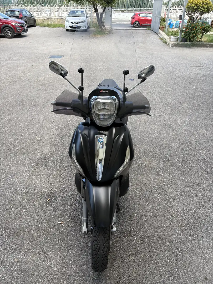 Piaggio Beverly 300 police - 1