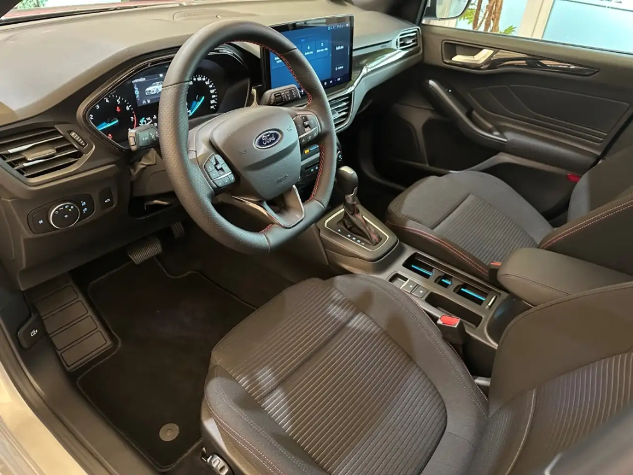 Ford Focus Turnier ST-Line+Automatik+B&O+Key-Free 11