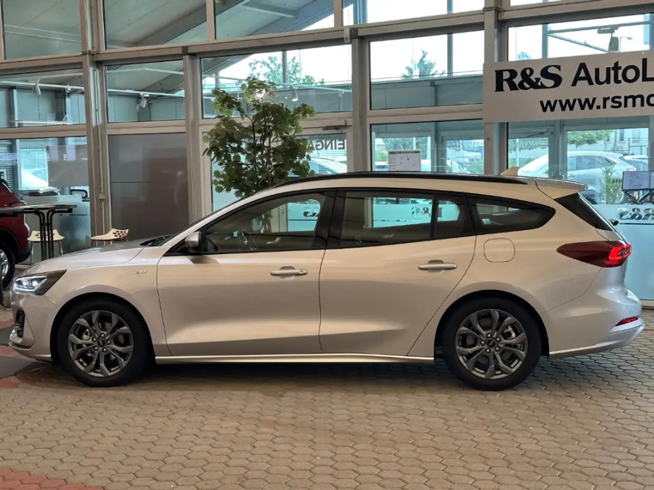 Ford Focus Turnier ST-Line+Automatik+B&O+Key-Free 5