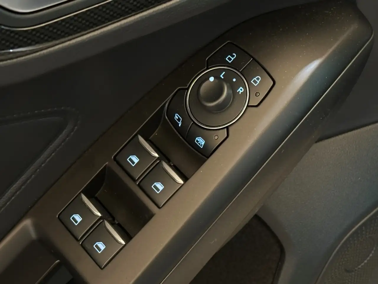 Ford Focus Turnier ST-Line+Automatik+B&O+Key-Free 13