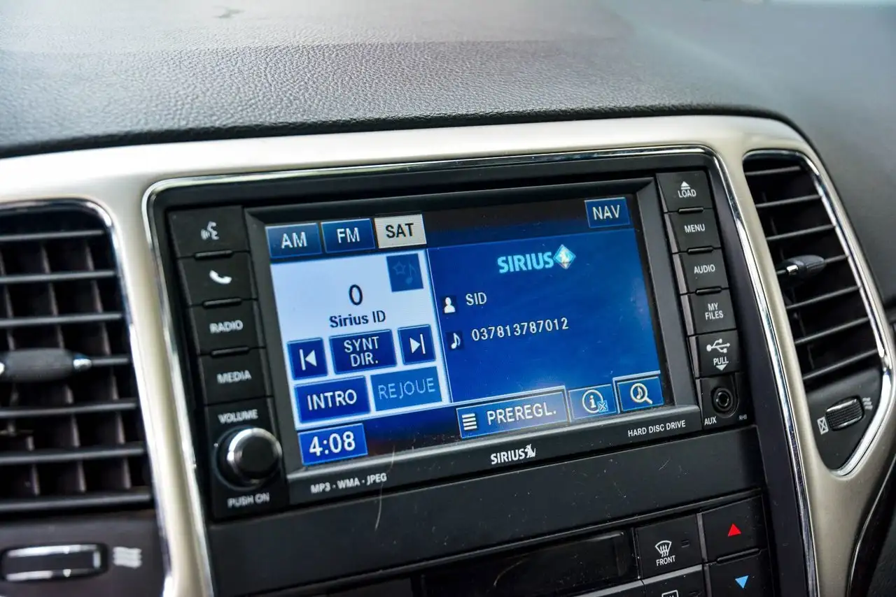 Jeep Grand Cherokee снимка Jeep Grand Cherokee