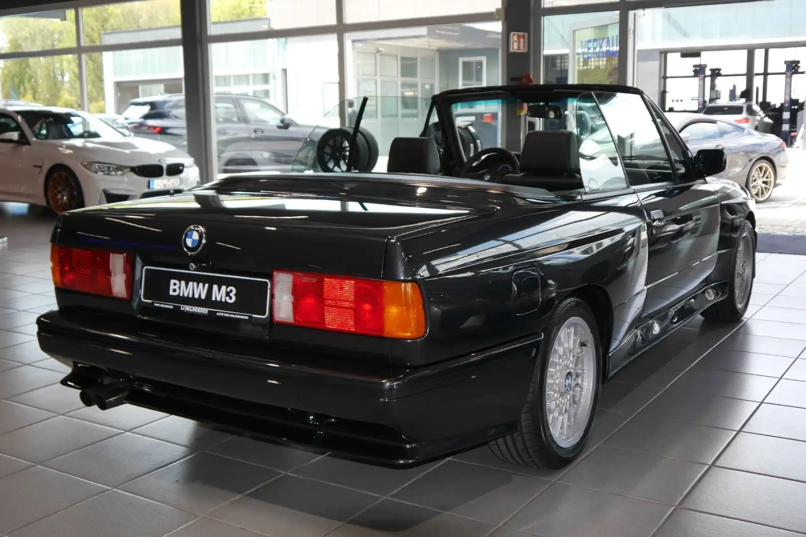 BMW M3 Cabrio komplette Fahrzeughistorie vorhanden Чёрный - 2