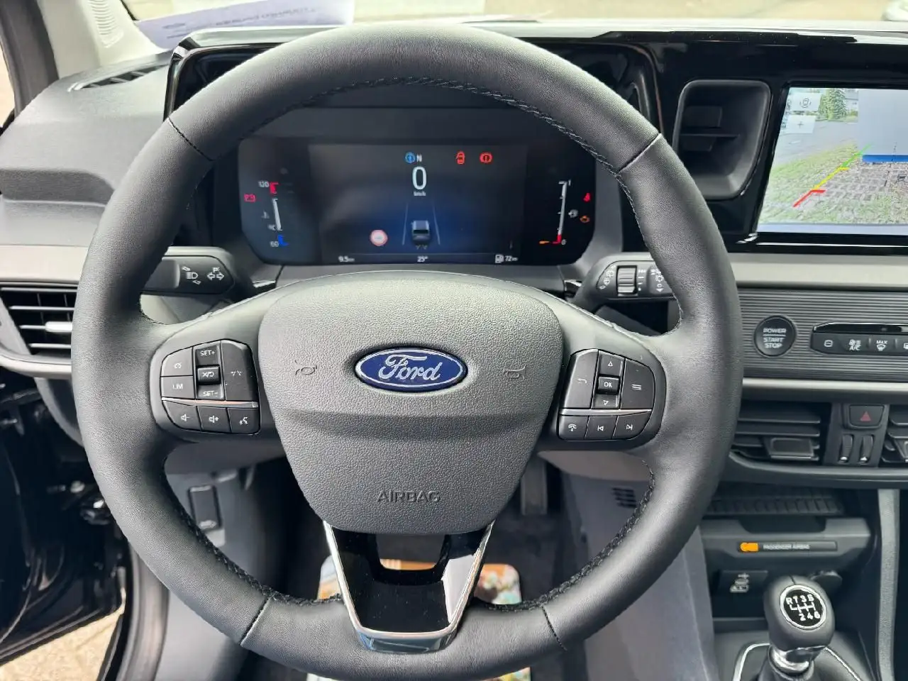 Ford Tourneo Courier Titanium 1.0 125PS WiPa 10