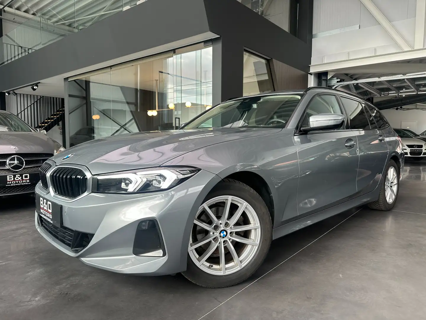 BMW 318 318d Touring Aut. FACE LIFT,WIDE SCREEN, 20657+btw Gris - 1