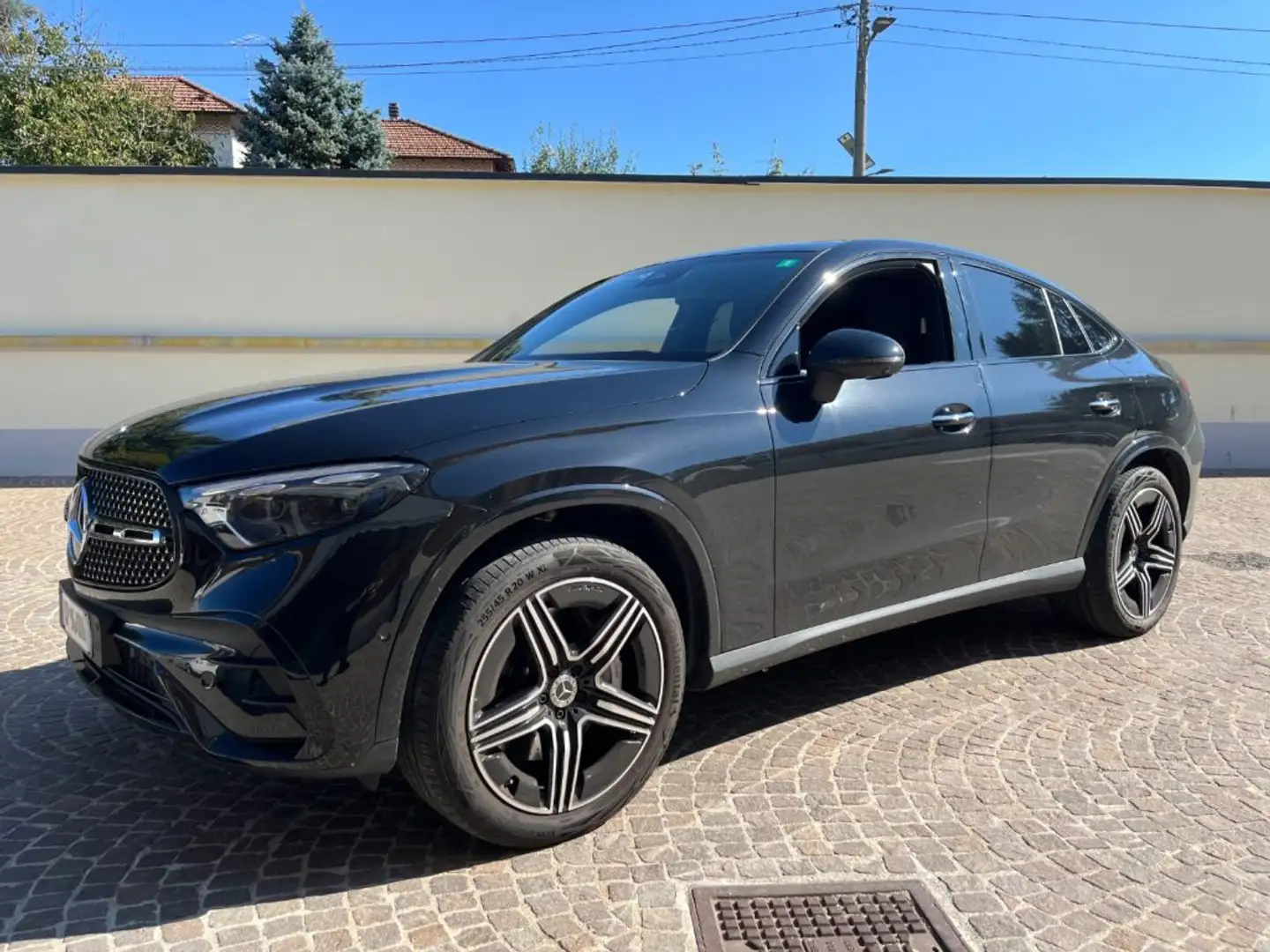 Mercedes-Benz GLC 300 de 4Matic Plug-in hybrid Coupé Premium Plus Negro - 1