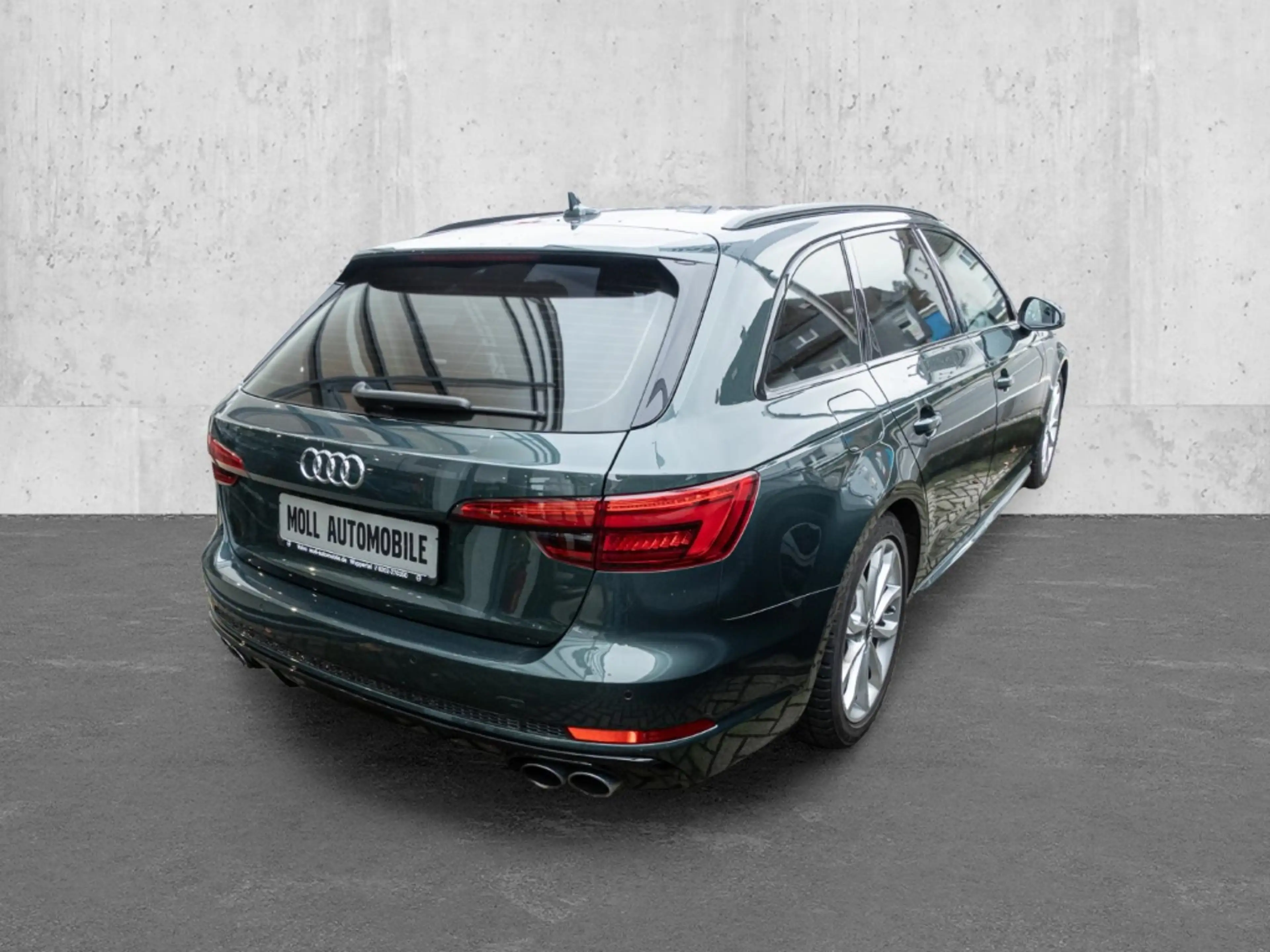 Audi S4 Avant 3.0 TFSI quattro El. Panodach Navi Leder Mem — photo 2