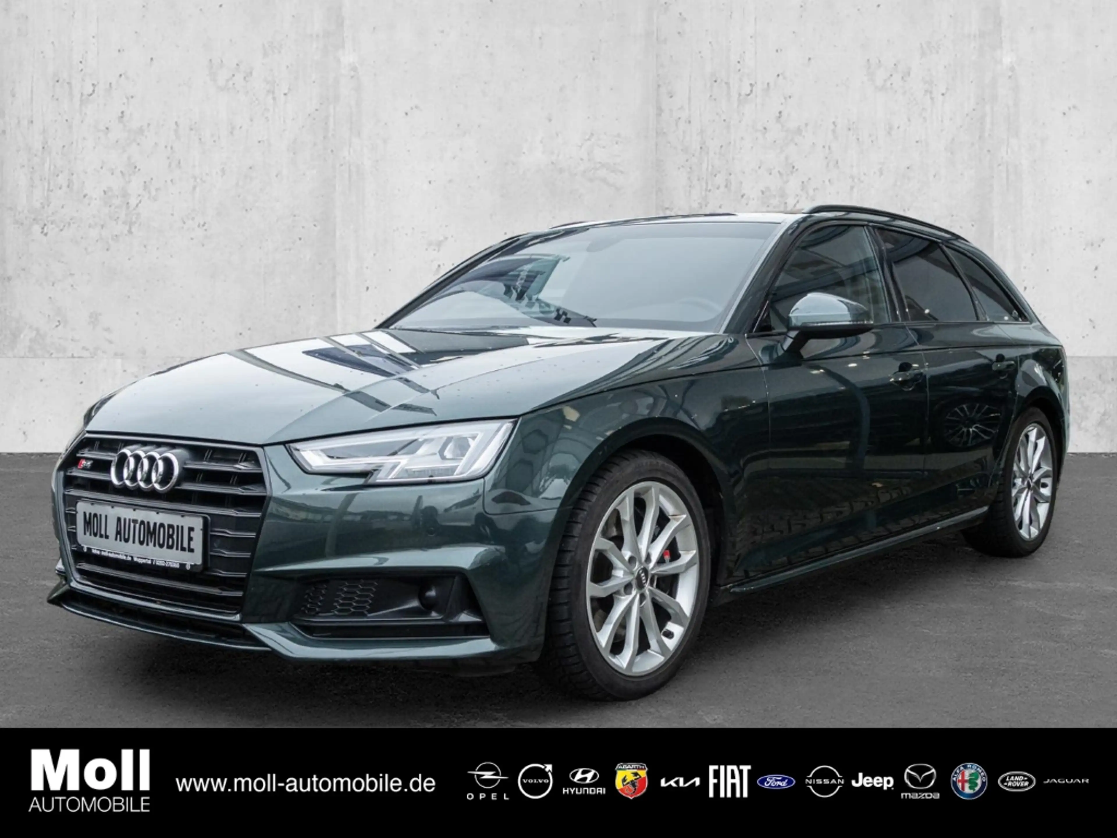 Audi S4 Avant 3.0 TFSI quattro El. Panodach Navi Leder Mem