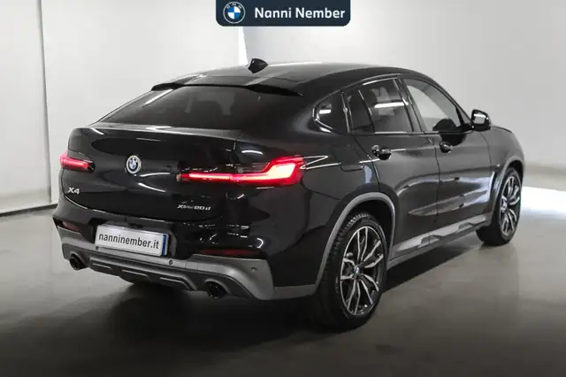 BMW X4 view 3