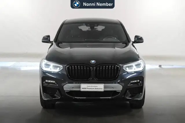 BMW X4 view 2