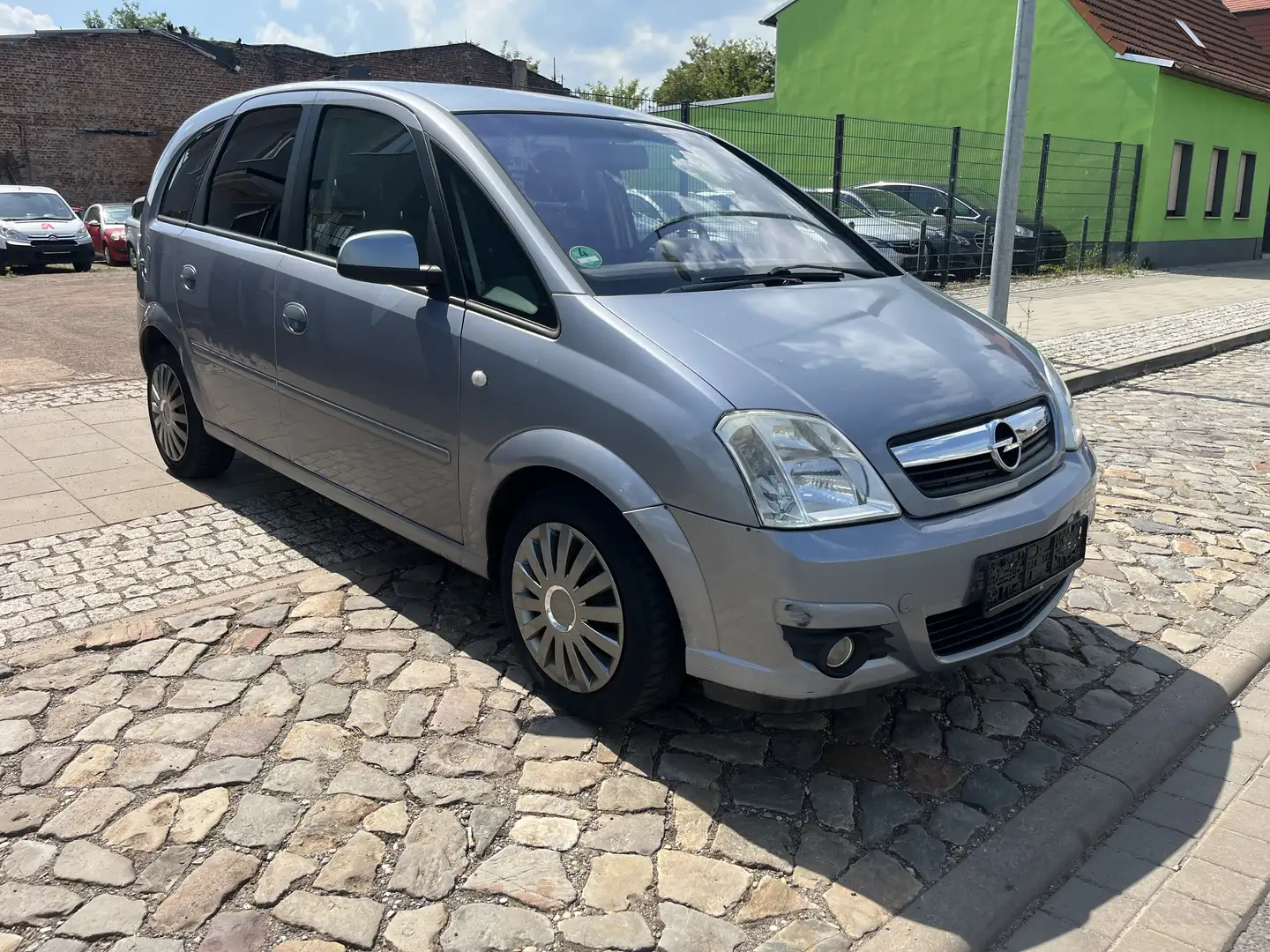 Opel Meriva Edition Grau - 2