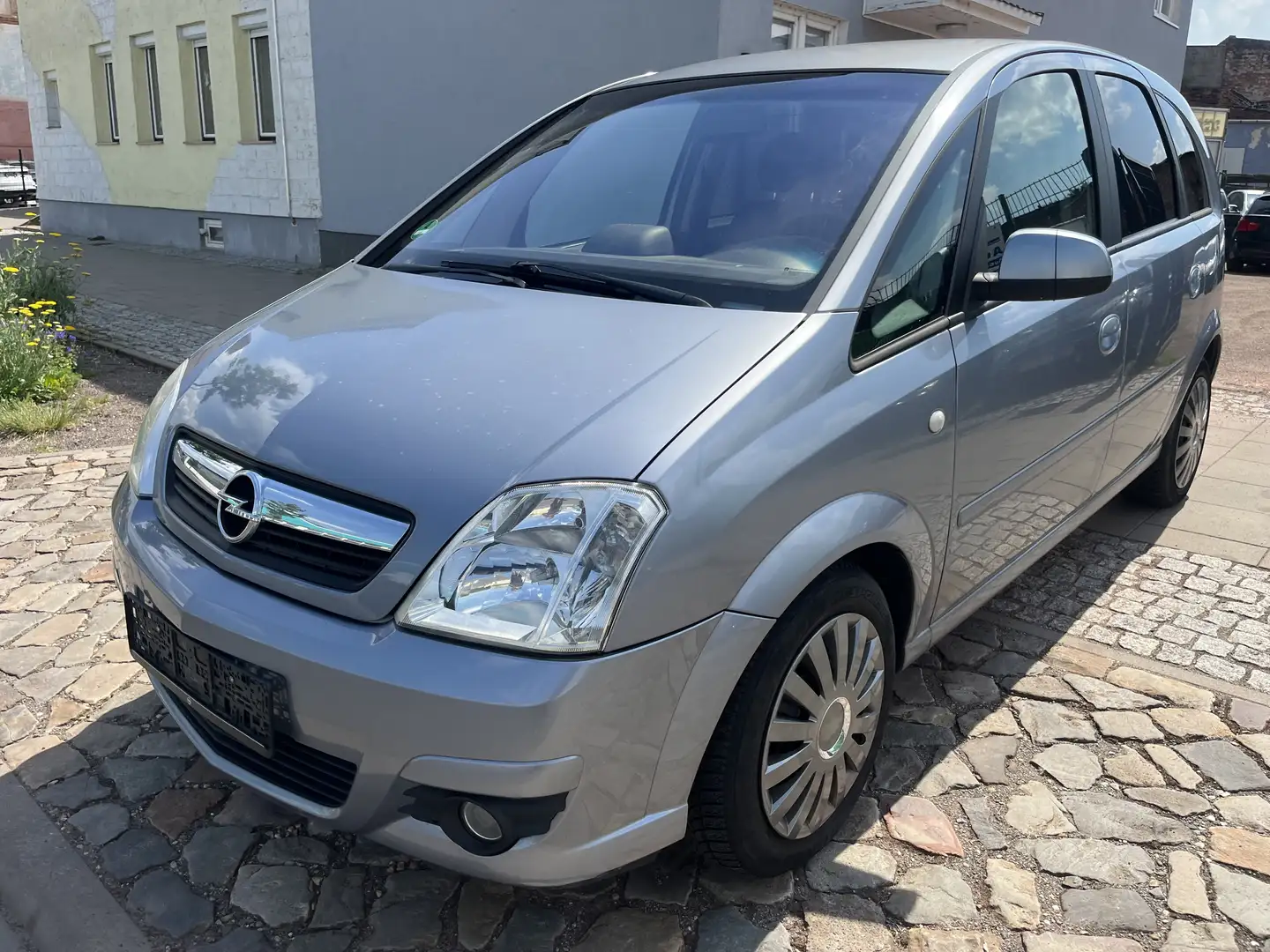 Opel Meriva Edition Grau - 1