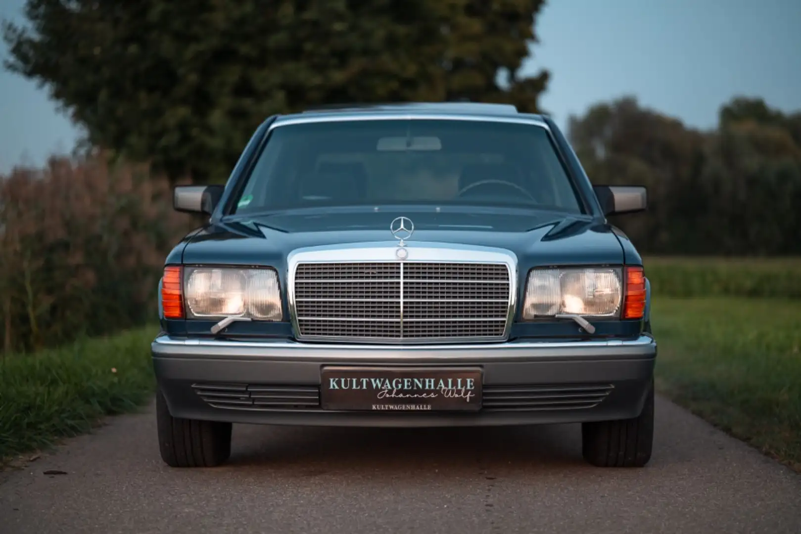 Mercedes-Benz 560 SEL *Nautikblaumetallic*Original 65tkm!* Синій - 2