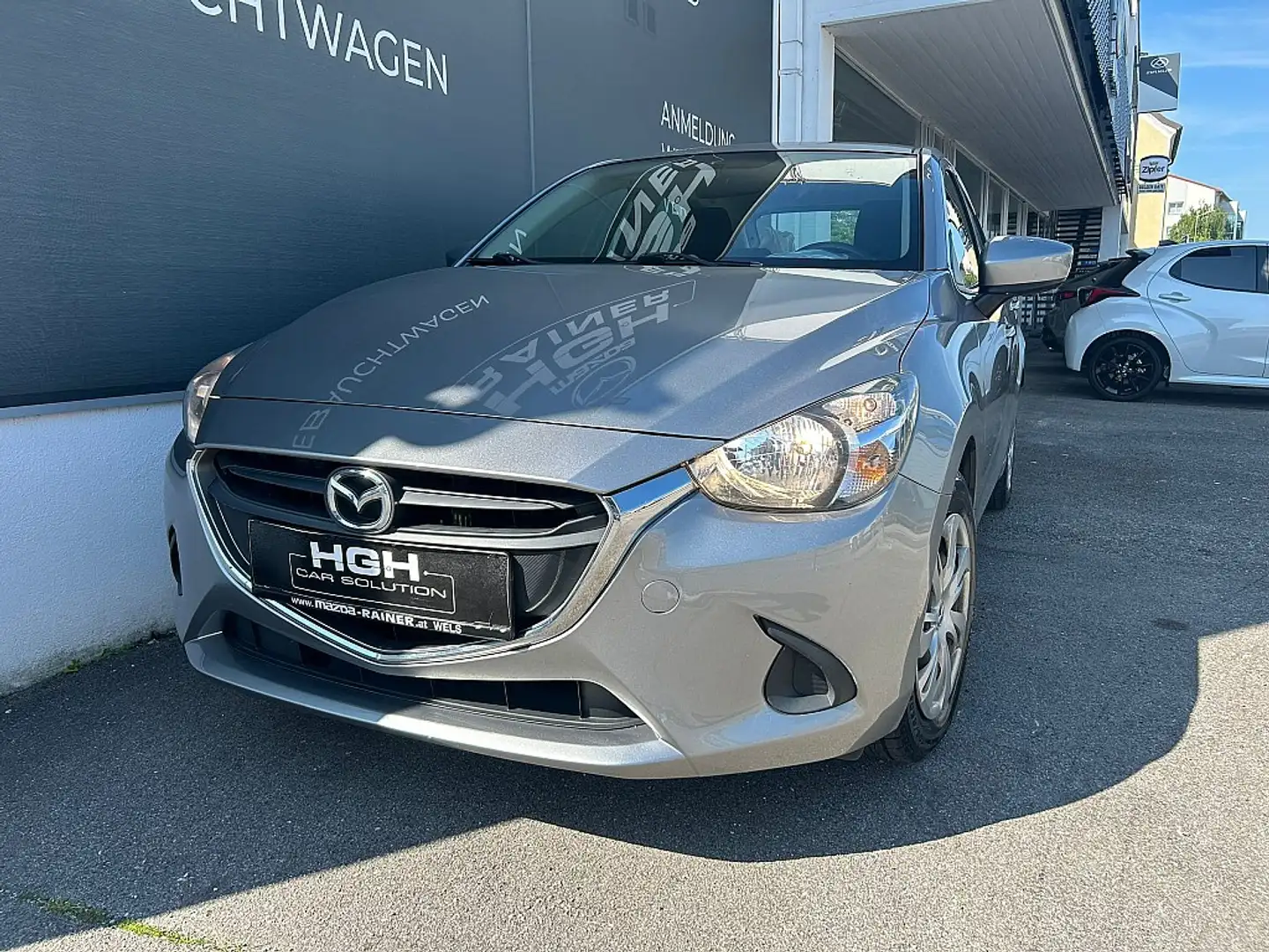 Mazda 2 Mazda2 G75 / Anhängerkupplung Grau - 1
