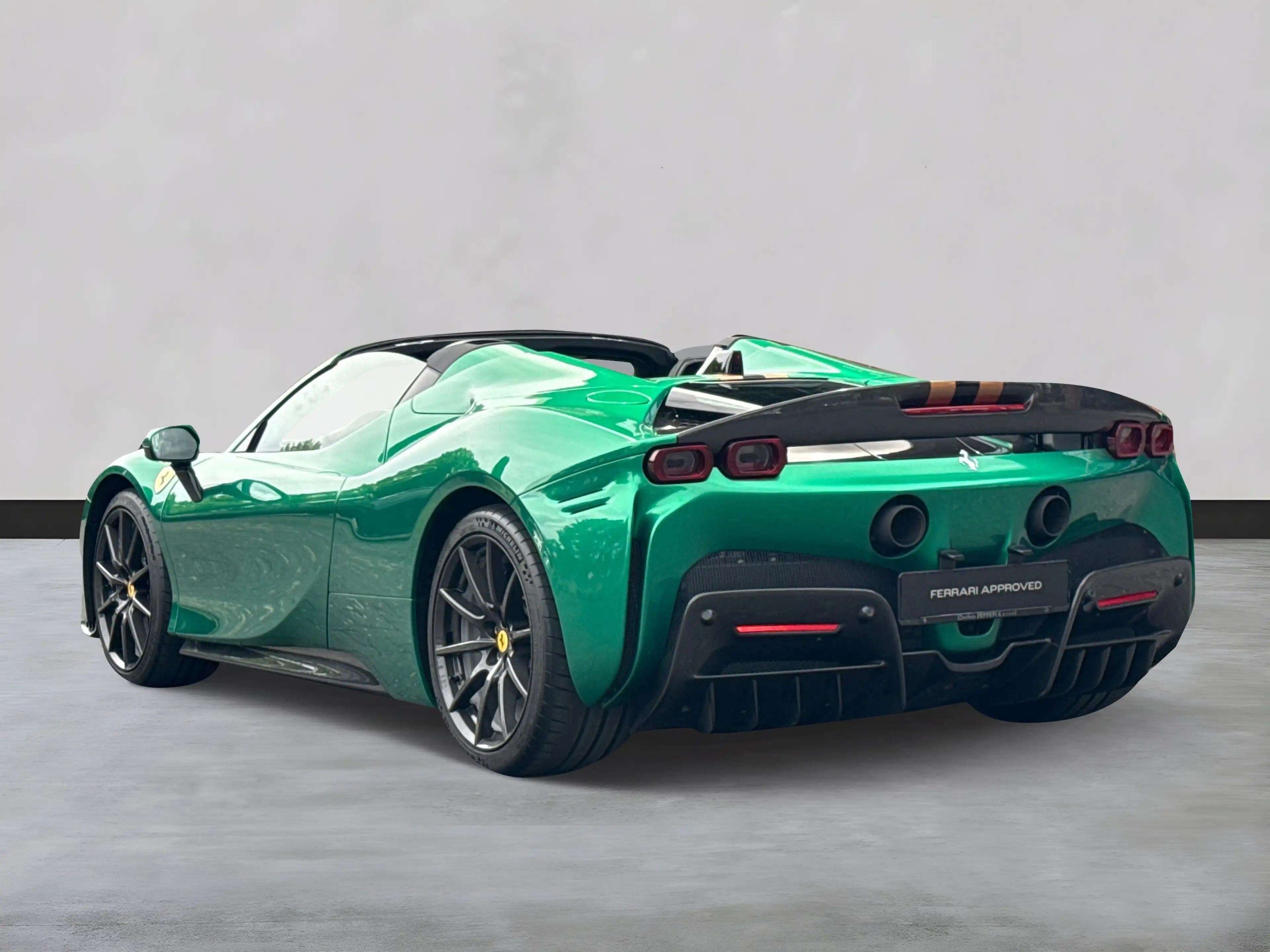 Ferrari SF90 Spider *PROMINENTER VORBESITZ* — photo 9