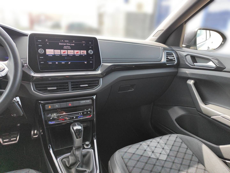Volkswagen T-Cross 1.0 TSI OPF DSG R-Line — photo 9