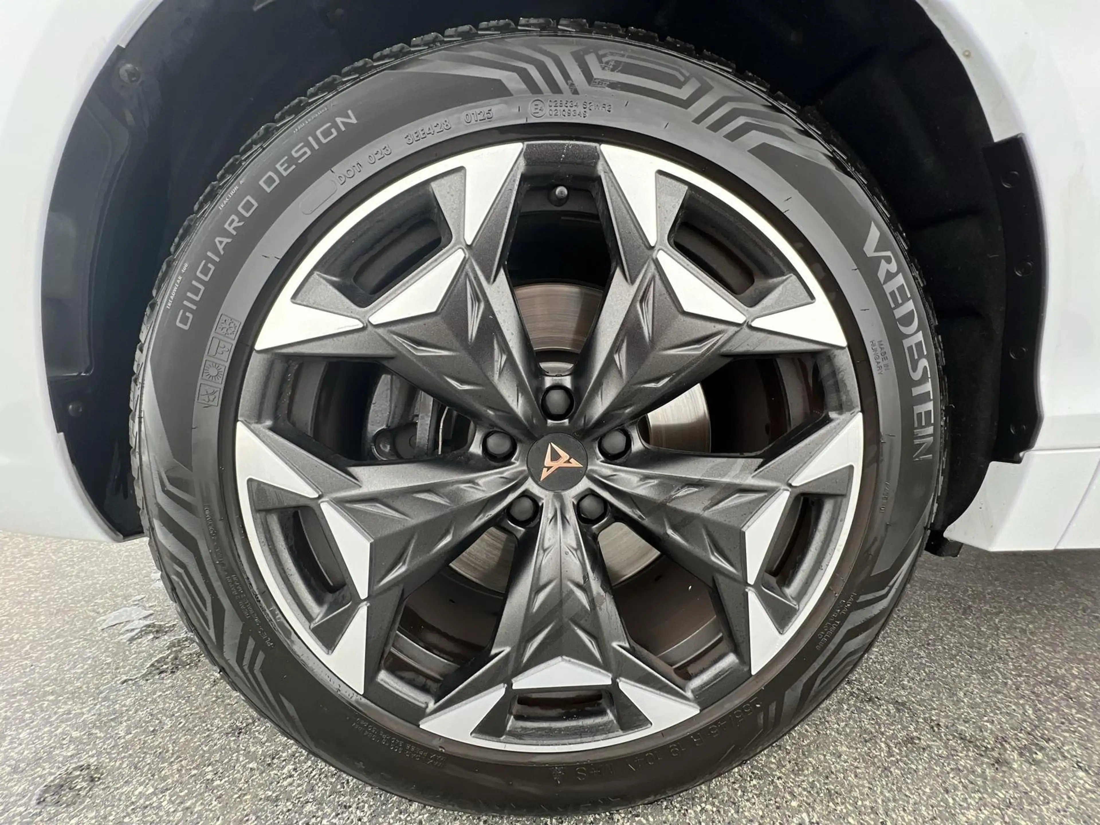 CUPRA Terramar 4Drive VZ 2.0 TSI*SHZ*RFK*NAVI*ACC*uvm — photo 7
